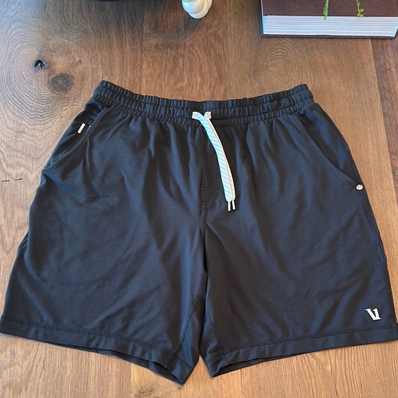 Vuori Black Athletic Shorts with Elastic Waistband - Picture 1 of 6
